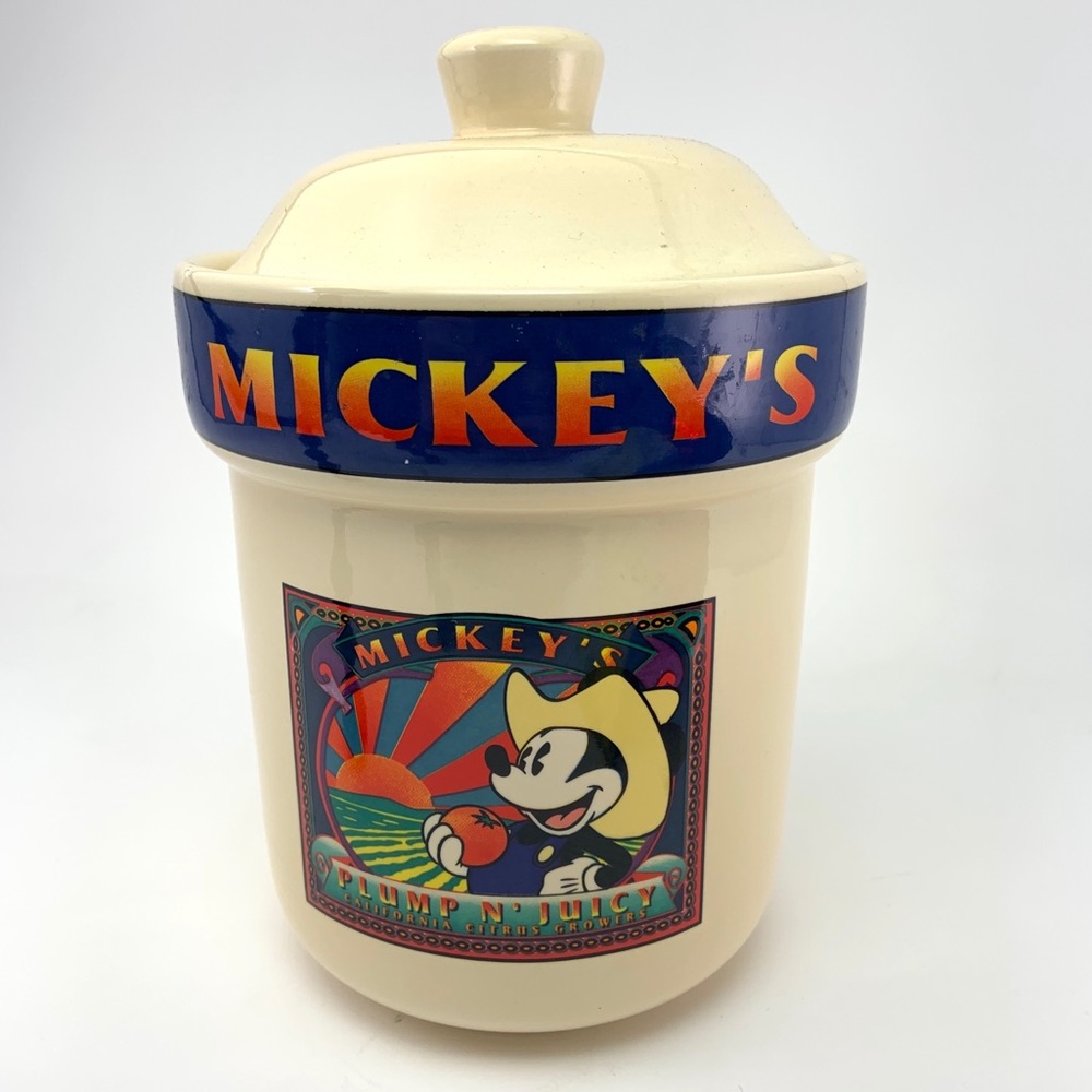 Mickey’s plump n’ juicy  California citrus